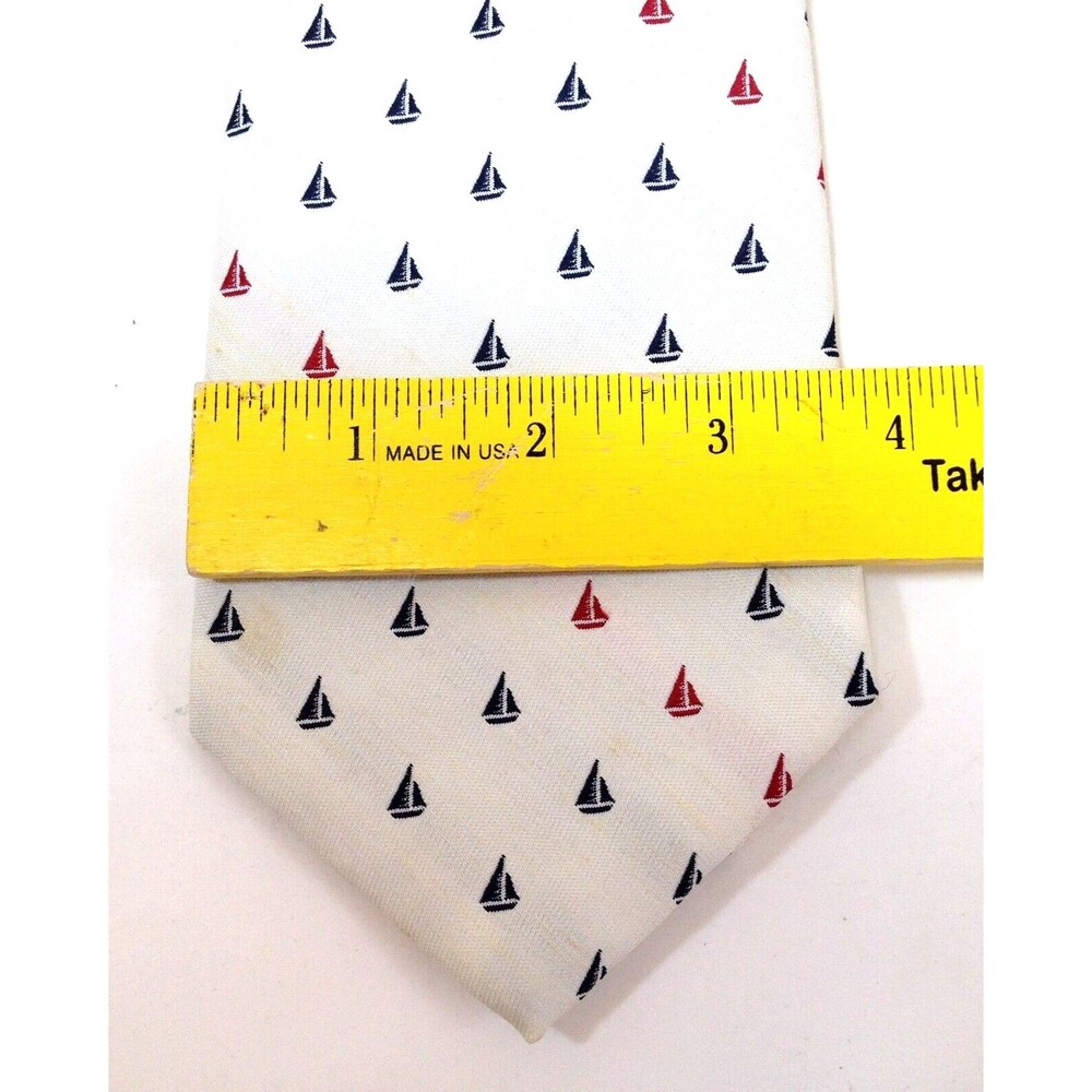 Vintage 7th Avenue Necktie Tie Hand Made White w/ Red & Blue Sailboats Retro